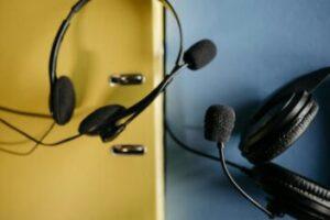 Read more about the article Noise Cancelling Headphones with Mic: The Best Models of 2024